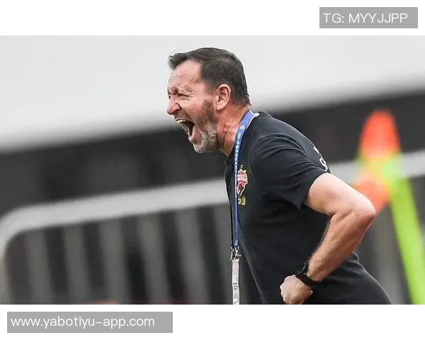 邓利维谈年轻球员受伤问题强调争冠目标不受年龄限制