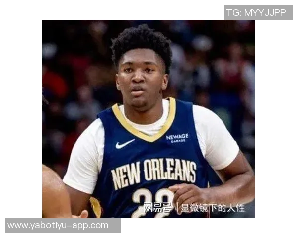 2025届新秀对决精彩纷呈哈珀与奎因赛后互换球衣展现友谊 2025届新秀对决精彩纷呈哈珀与奎因赛后互换球衣展现友谊