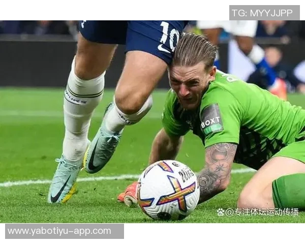 理查利森成为第五位在英超出场250次的巴西球员荣耀时刻